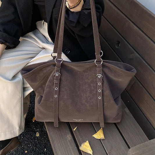 Baukje | Grote Shopper met Gespen