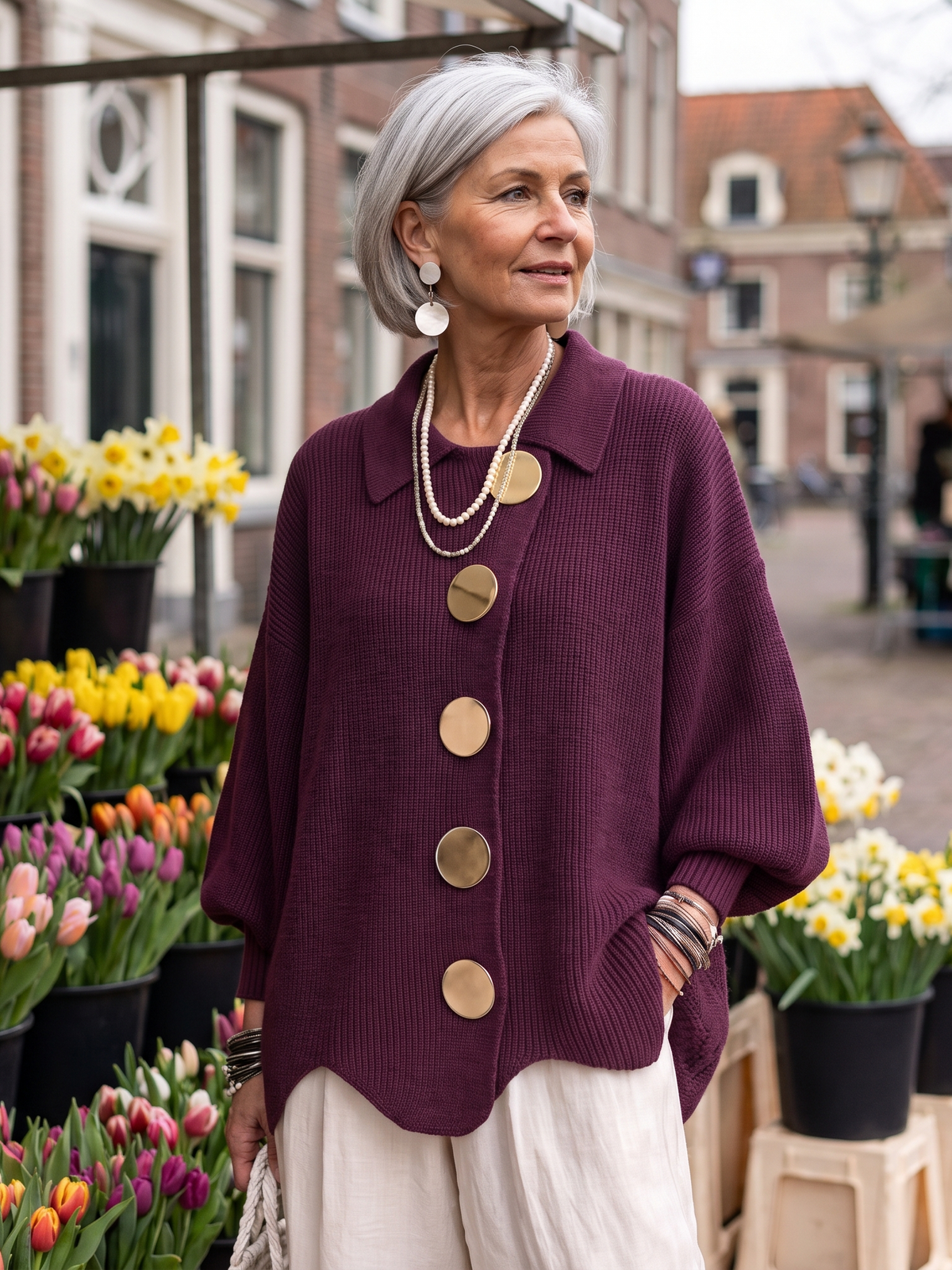 Geertje | Oversized Vest met Grote Knopen